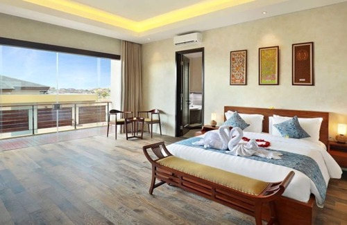 Kampial House | Awesome MRC 2-Bedroom Villa #B8