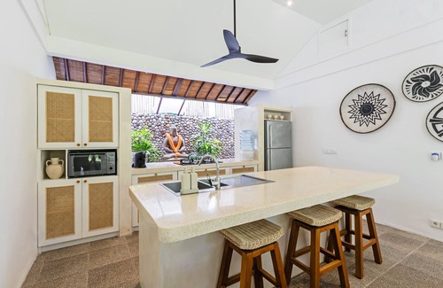 Drupadi Villa | Baliani Beauty