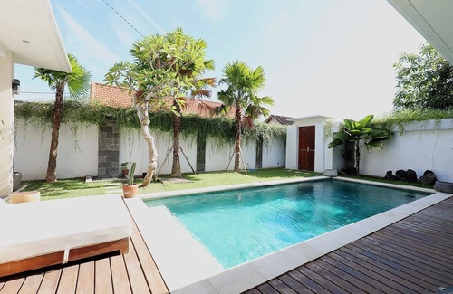Berawa Villa | ★ Beautiful Boho-Modern 3 BR Villa | Berawa Canggu ★