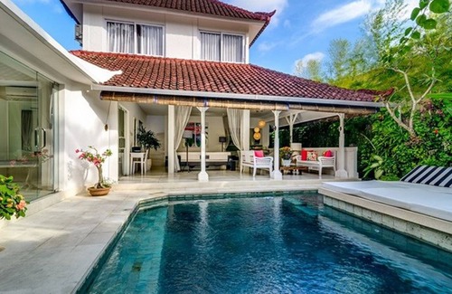Drupadi Villa | Beautifully Designed 3BR Villa, Seminyak - 4Min Walk To Eat Street!