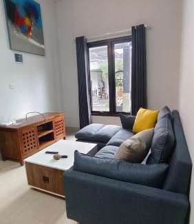 Mumbul House | Comfortable small house
