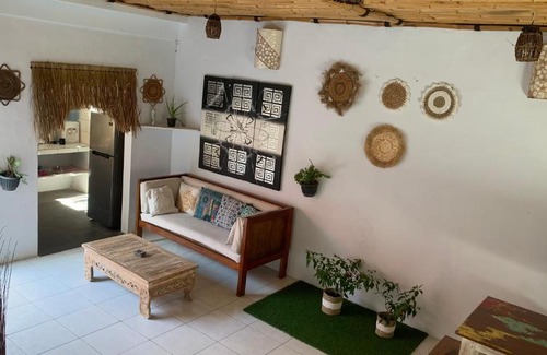 Babakan Villa | CozyVilla Near Batubolong Beach