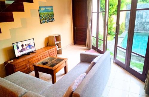 Petitenget House | Dana Villa Bali