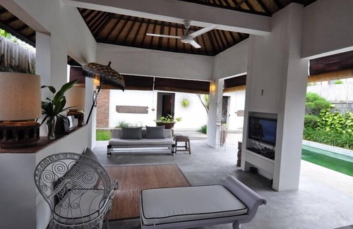 Laksmana Villa | Exotic Two BR Villa in Central Seminyak