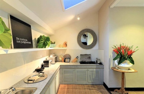 Drupadi Villa | Fantastic! 4BR Villa, Seminyak! 8Min Walk To The Beach! 5Min Drive To The Square
