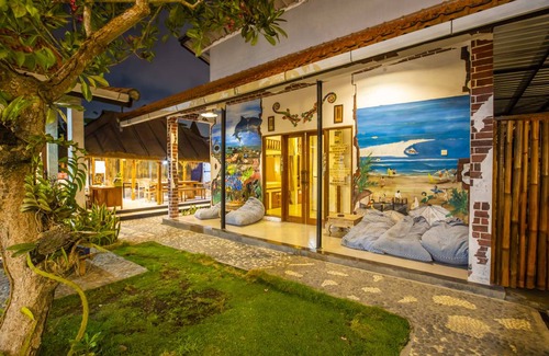 Batu Bolong Hostel | Hostel ∙ 8 guests