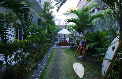 Batu Bolong Hostel | Hostel ∙ 8 guests