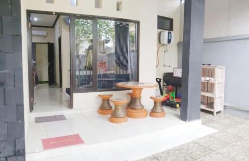 Bukit House | Laura Dewi House