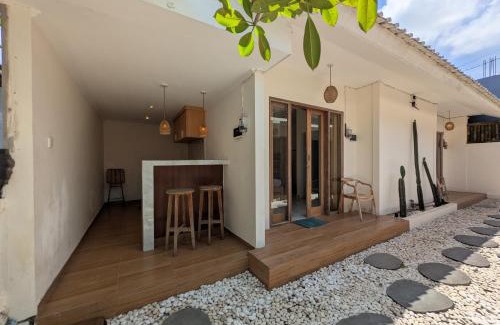 Berawa House | Luma Guesthouse By Verdana Homes