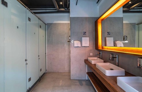 Kuta Hostel | M Boutique Hostel Legian