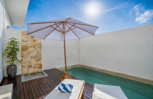 Padonan Apartment | Modern 2-Bedroom-Villa Imola with Private Pool, Fitness-Corner and Jungle View in Canggu -Bali