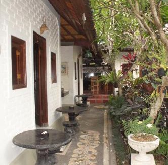 Banjar Semer House | New Danas Canggu Guest House