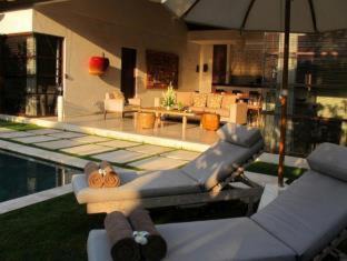 Laksmana Villa | Nyaman Villas Seminyak