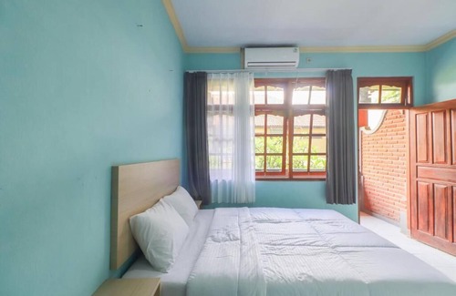 Downtown Kuta House | Oak legian Beachwalk - Near Kuta Legian Beach