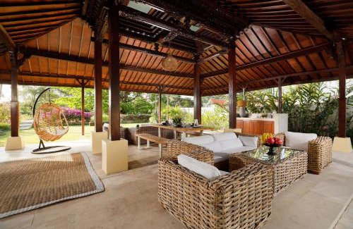 Batu Bolong Villa | OMEGIA Canggu by Nakula