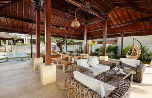 Batu Bolong Villa | OMEGIA Canggu by Nakula