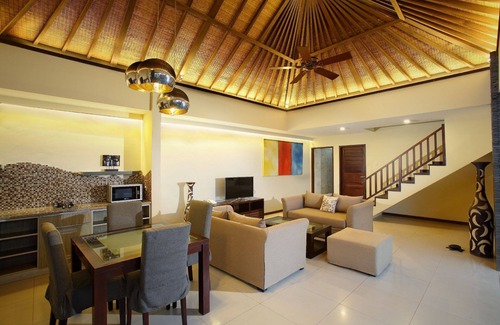 Berawa Villa | One Bedroom Villa in Berawa, Canggu, with a private plunge pool and kitchen