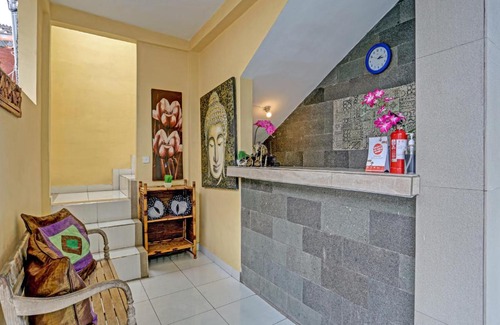 Kuta Hotel | OYO 90155 Landuh Merta Residence