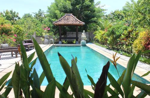 Jimbaran Bed & Breakfast | Paranyogan Homestay