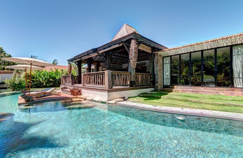 Umalas Villa | RIVER GARDEN