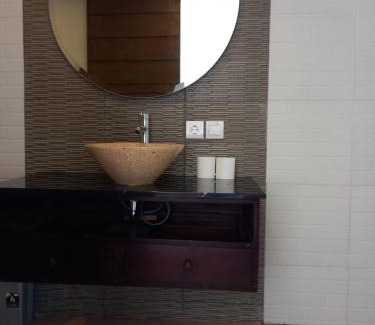 Pecatu Hostel | Rumah WJ rooms and suites