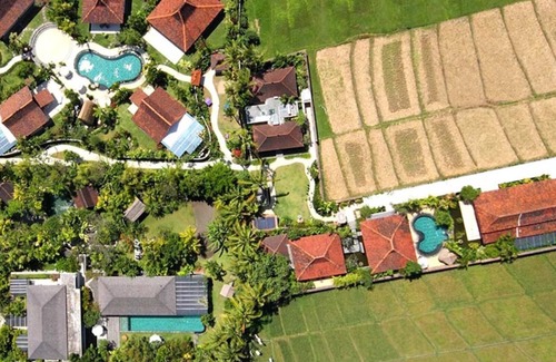 Berawa Villa | Secluded Garden Paradise - Bali Villa 1093