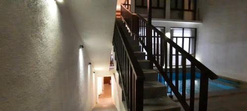 Bukit Hostel | Serenity Nirvana Palace- Women Boho Dorm 16 mins from Airport