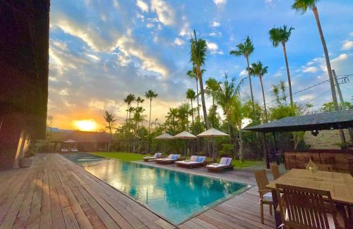 Umalas Villa | Spacious 5BR Villa with Pool, Perfect for Families & Groups