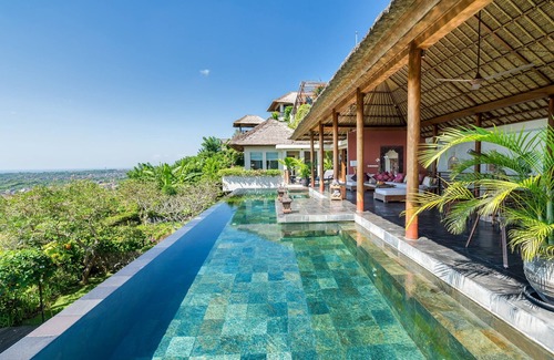 Bukit Villa | Stunning 5BR Villa, Ocean View In Jimbaran - 15Min Drive To Jimbaran Beach!