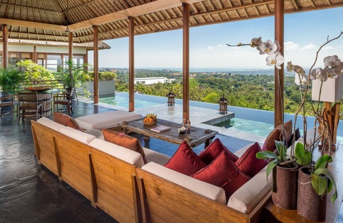 Bukit Villa | Stunning 5BR Villa, Ocean View In Jimbaran - 15Min Drive To Jimbaran Beach!