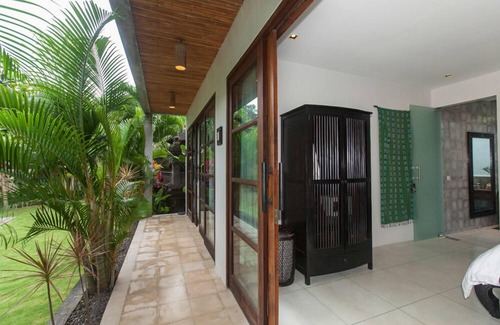 Batubelig Villa | Tropical Private Pool Villa, Batu Belig