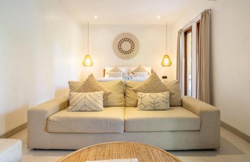 Kuta Villa | Tuluscoliving Villa Legian 4 Bedrooms and 4 Bathroom