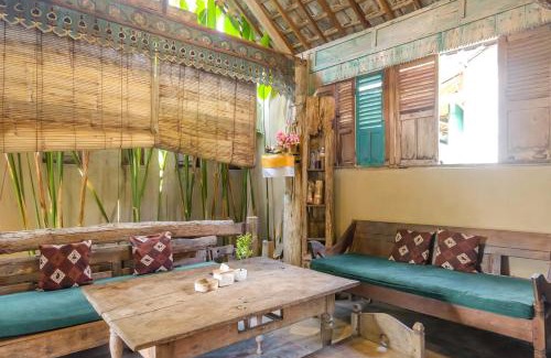 Babakan House | TwoSpaces Living at Wave And Chill House, Canggu