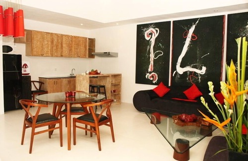 Batubelig Villa | Very Modern, Beachside 2BR Villa, Batu Belig - 4Min Walk To The Beach! W/Pool!