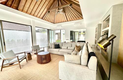 Petitenget Villa | Villa Ria Bali