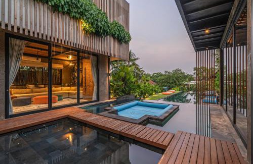 Pererenan Villa | Yeh Gangga - HUGE 8BR, 21max, 3Pools, Sauna, Gym, BBQ, Rooftop!