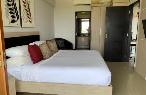 Kartika Plaza Apartment | 1 Bedroom Penthouse Apt, 50Mbs