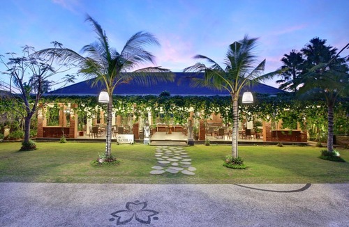 By Pass Ngurah Rai Villa | 1 BR Suite Villa with a private pool, FREE return airport transfers