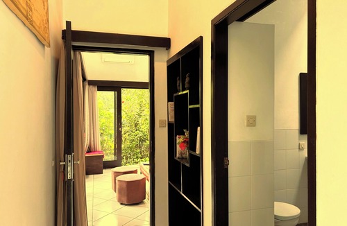 Lodtunduh Villa | 1-BR Ubud Villa - The Headlines : Cozy villa in enchanting Bali with AC, WiFi
