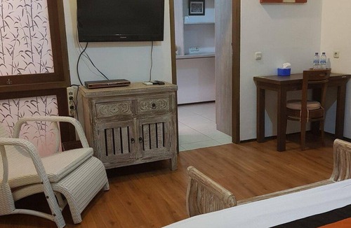 Sunset Road Villa | 100 m² Villa ∙ 2 bedrooms ∙ 4 guests