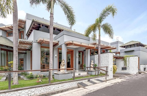 Taman Griya Villa | 100 m² Villa ∙ 6 bedrooms ∙ 12 guests