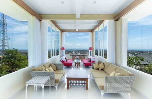 Kampial Villa | 14 pax/6 bedrooms Villa in Nusa Dua/Pandawa Beach