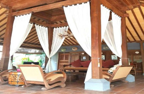 Sunset Road Villa | 150 m² Villa ∙ 2 bedrooms ∙ 4 guests