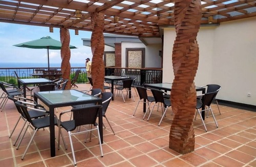 Pecatu Villa | 15BR Villa located in Uluwatu - 8 minutes walk from Topan Beach!