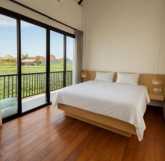 Munggu Villa | 2 Bedroom Ricefield Retreat