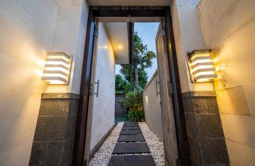 Bukit Villa | 200 m² Villa ∙ 2 bedrooms ∙ 4 guests
