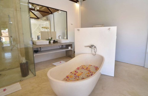 Padonan Villa | 250 m² Villa ∙ 4 bedrooms ∙ 8 guests