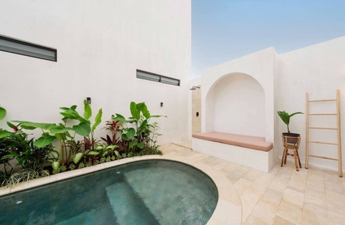 Ungasan Villa | 2BR Bali Villa Near Uluwatu Surf & Beach Clubs