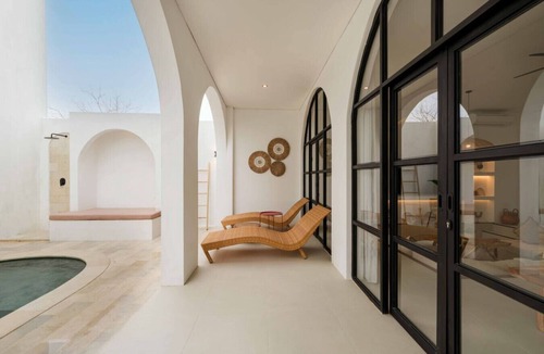 Ungasan Villa | 2BR Bali Villa Near Uluwatu Surf & Beach Clubs