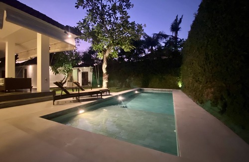 Laksmana Villa | 3 BD VILLA | 400m FROM BEACH/KUDETA/SEMINYAK SQUARE | QUIET & SECURE